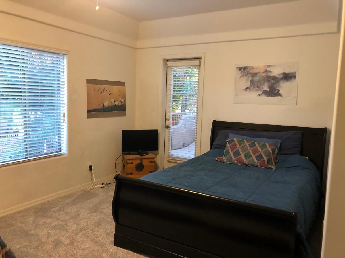 2 Master And Loft With Kitchenette In Upper Level Within Our Shared Townhome *